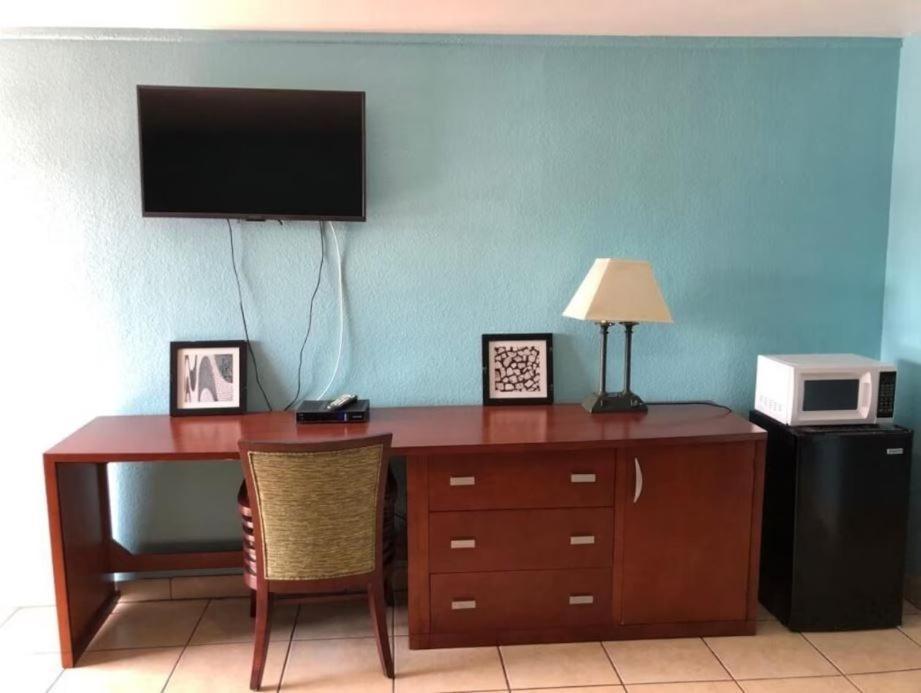 Economy Suites Winter Haven Luaran gambar